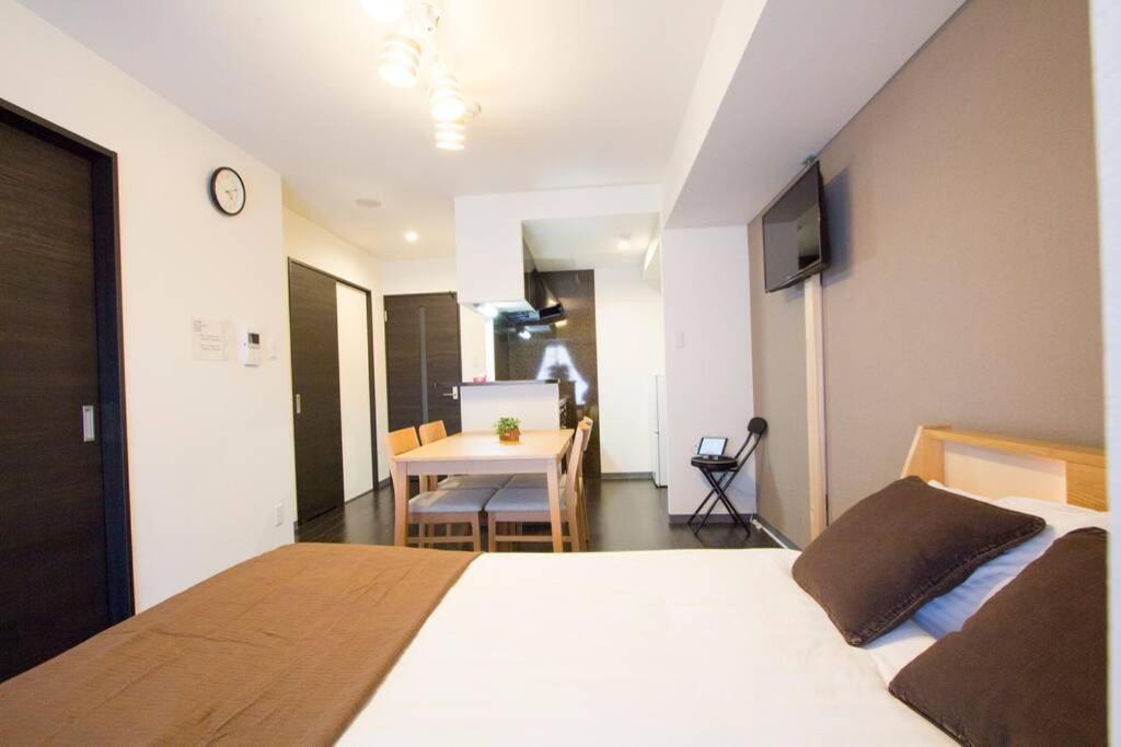 ようこそ札幌へ! 大通公園まで地下鉄10分 定員6名 Firetv完備 1階はセコマ Apartman Kültér fotó