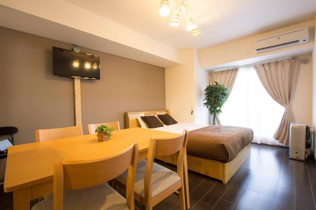 ようこそ札幌へ! 大通公園まで地下鉄10分 定員6名 Firetv完備 1階はセコマ Apartman Kültér fotó