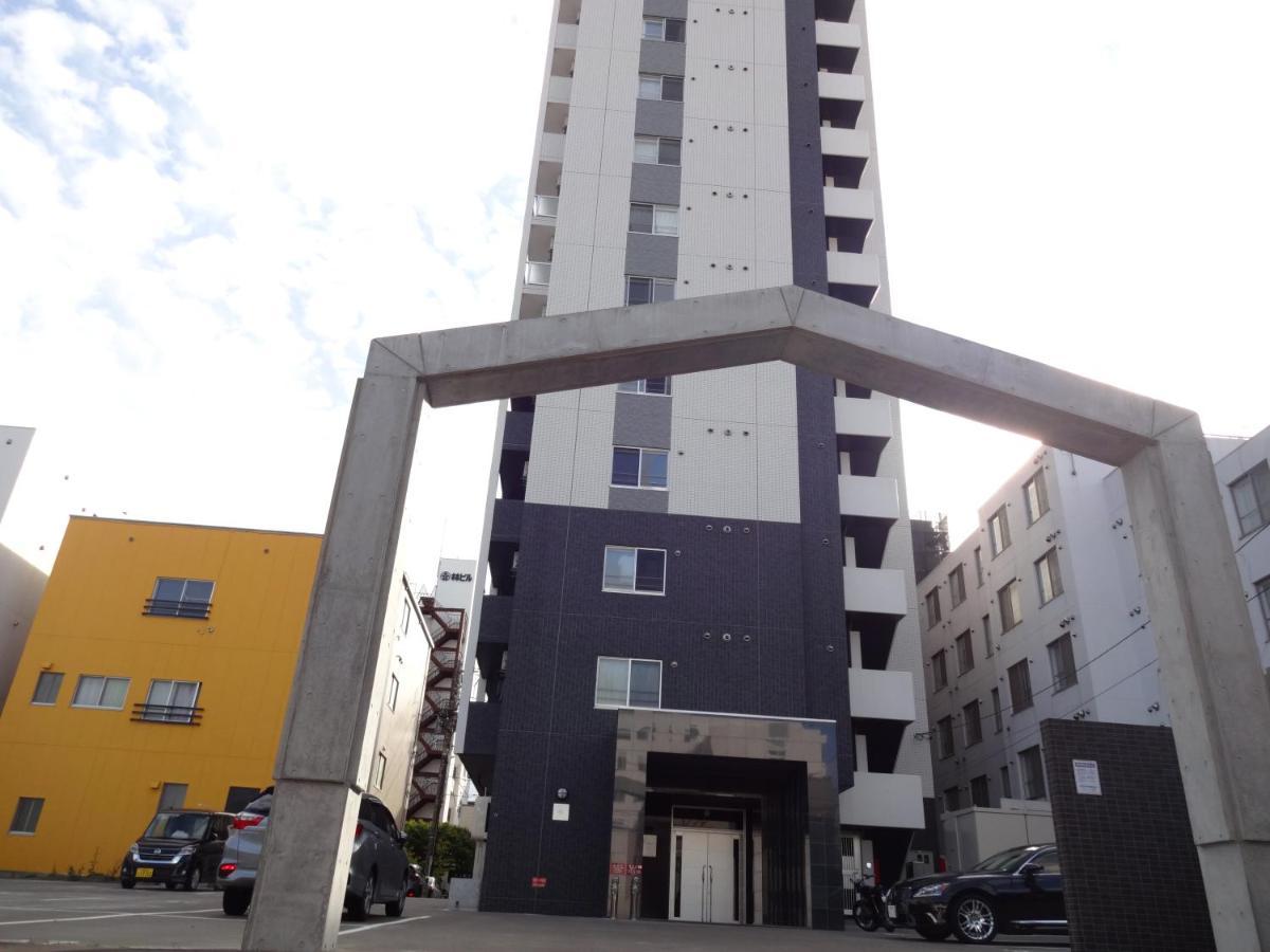 ようこそ札幌へ! 大通公園まで地下鉄10分 定員6名 Firetv完備 1階はセコマ Apartman Kültér fotó